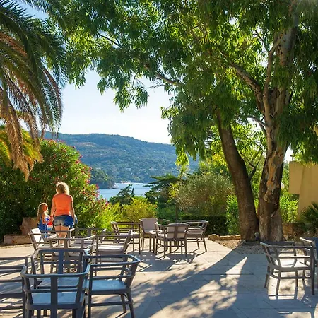 Apartment Domaine De La Pinede Pramousquier Le Lavandou