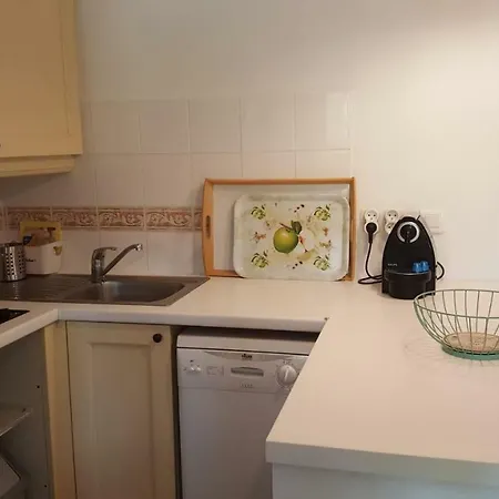 Apartament Domaine De La Pinede Pramousquier *